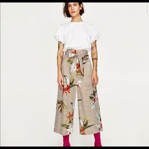 Zara floral high-waisted pant
